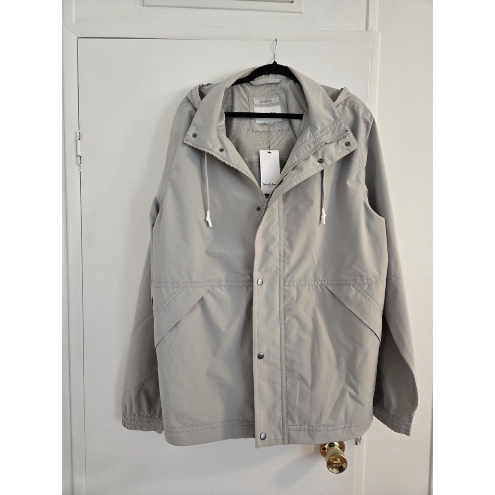 NWT Mens Goodfellow Gray Rain/Wind Jacket W/ Hood, Snap & Zip Closure. Size XLT.